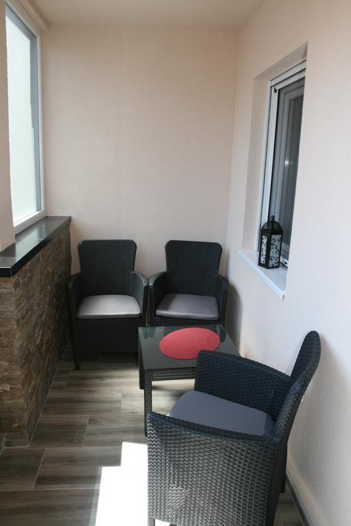 Lola Apartments Banja Koviljača Zewnętrze zdjęcie